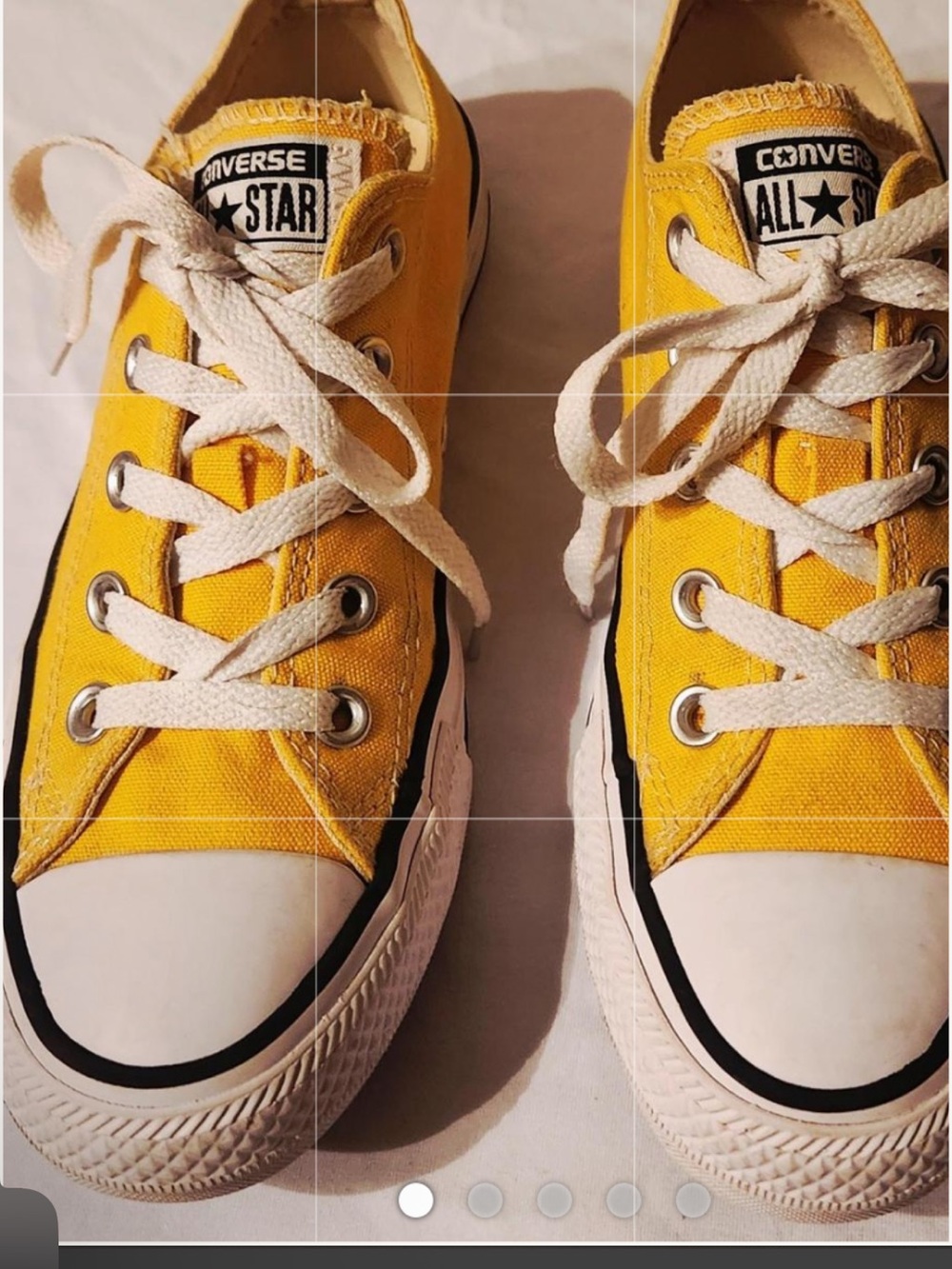 Converse All Stars like New Yellow Low Top Sneakers Men size 6; Women’s size 8